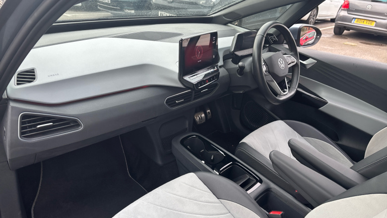 Volkswagen ID.3 107KW Family Pro 58kWh 5dr Auto Electric Hatchback